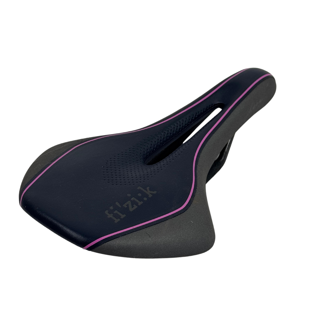 Fi'zi:k (Fizik) Luce – Damensattel – Carbon – Rennrad